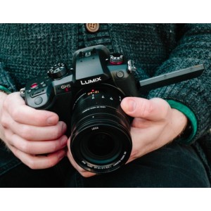 Цифрова фотокамера Panasonic DC-GH5 II Body (DC-GH5M2EE)