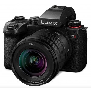Цифровая фотокамера Panasonic Lumix DC-S5M2KEE + объектив Kit S 20-60 mm f/3.5-5.6
