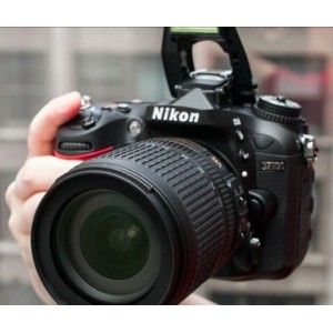 Цифровая фотокамера зеркальная Nikon D7100 + Объектив 18-140VR (VBA360KV02). ДОСТАВКА СЕГОДНЯ!